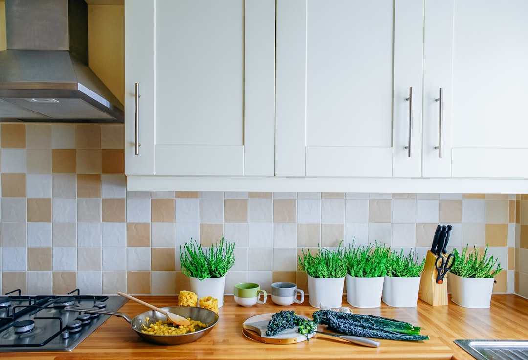 Eco-Friendly Kitchenware and Sustainable Practices: Healthier, Greener Solutions for Your Kitchen