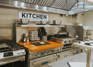 Functional and Aesthetic Kitchen Design: Expert Tips for Stylish and Practical Décor
