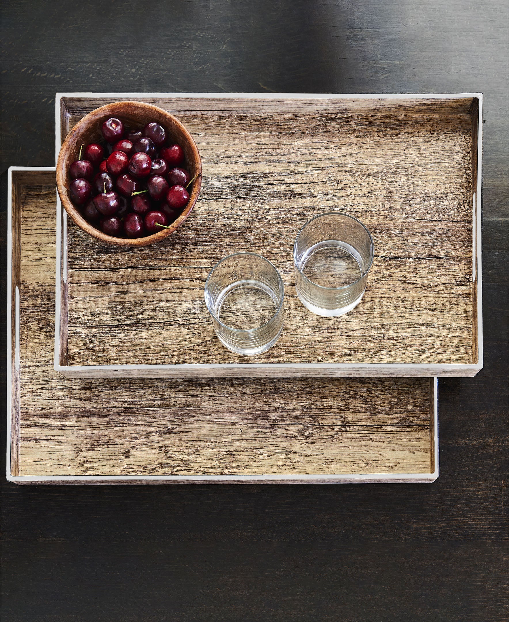 POPLAR FINISH SET OF 2 TRAYS W/WHITE RIM 14X19'', 12X18''