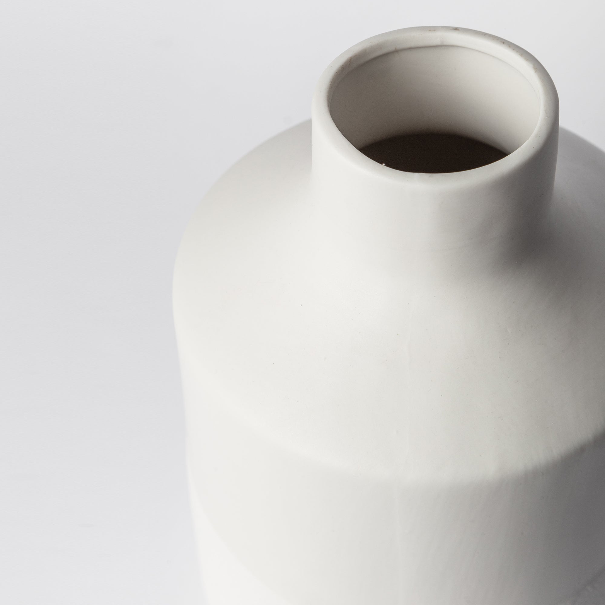 216 — Minimalist Ceramic Vase | Matte Finish Home Decor
