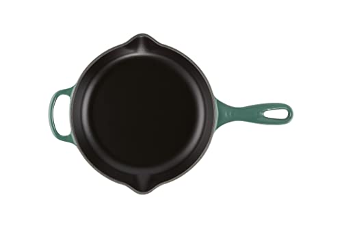 Le Creuset Signature Cast Iron Signature Iron Handle Skillet, 9 (1-3/8 Qt.), Artichaut
