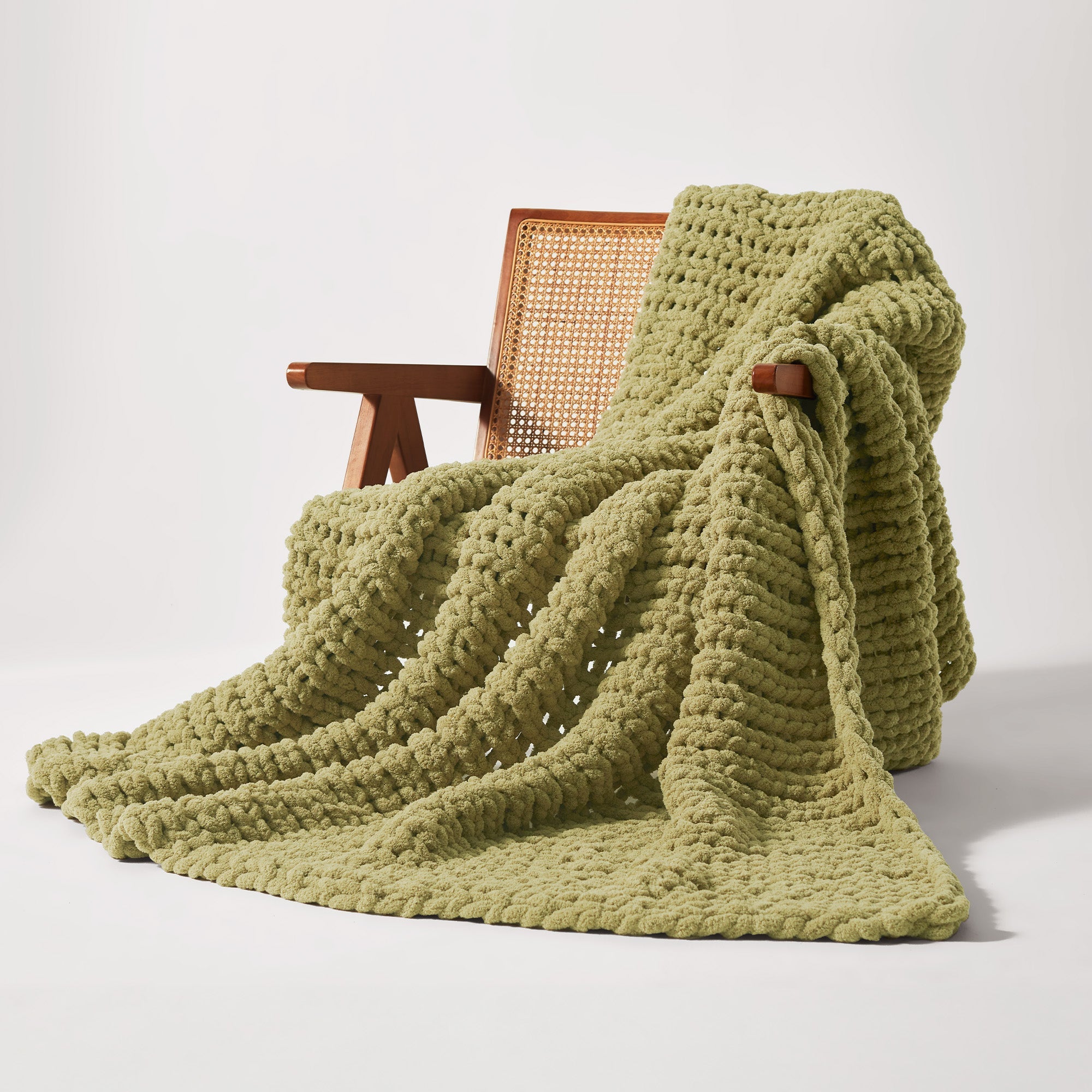 Handmade Washable Velvet Knit Throw Blanket for Couch & Bed - Green