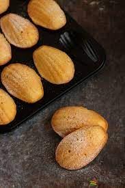 IBILI 12 Cup Madeleine Pan Mold with 12 Wells Non Stick  Warp Proof Rolled Steel Plate Tea Cake Pan for Madeleines  Cakelet Pan - Made in Spain