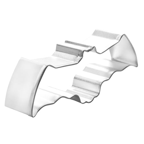 R&M Flying Bat 4.5'' Cookie Cutter In Durable, Economical, Tinplated Steel