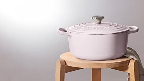 Le Creuset Enameled Cast Iron Signature Round Dutch Oven With Lid, 7.25 Quart, Shallot