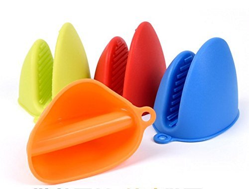 Perfect Pricee Silicone Pinch Grip Mitten Oven Mitt Gripper, Kitchen Pot Holder Utensil Tool, Standard, Multicolour  Set Of 2