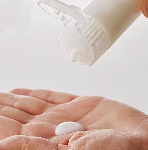 12Pcs Empty Refillable Plastic Bottle - 12Ml Soft Squeezable Flip Lid Bottle Container Jar Vials For Sample Package Cosmetic Makeup Emollient Water Lotion Shower Gel Emulsion Liquid