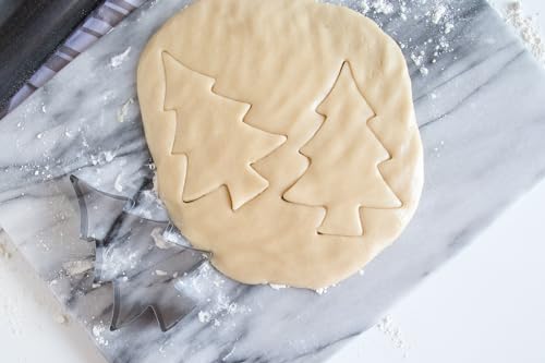 Fox Run Christmas Tree Cookie Cutter, 5-Inch, Stainless Steel