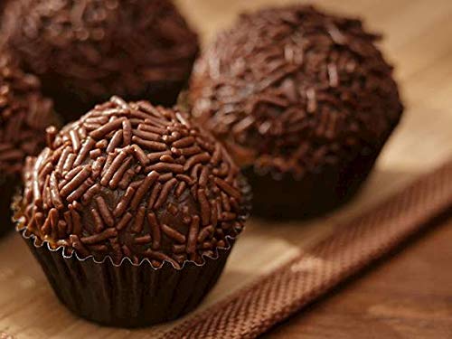 Candy Cups Dessert Wrappers Fla - Forminha para Brigadeiro - Paper Liner for Sweets  For Birthday  Bridal  Wedding and Baby Shower  100 pieces (Brown) - SMALL