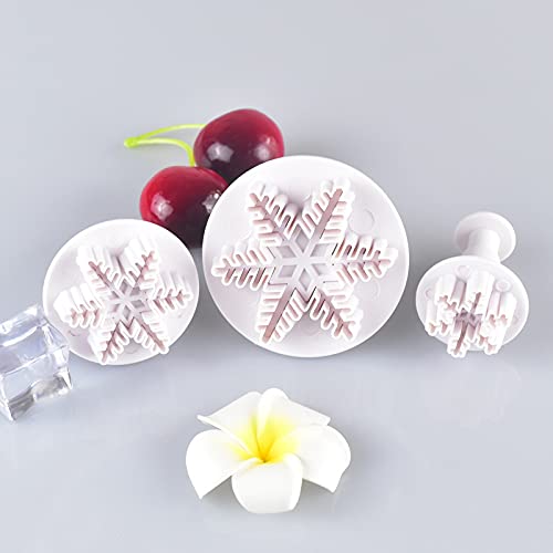9Pcs Christmas Cookie Cutter Snowflake Cookie Cutters Christmas Cookie Cutter Snowflake Plunger Cutters Fondant Embossing Tool F