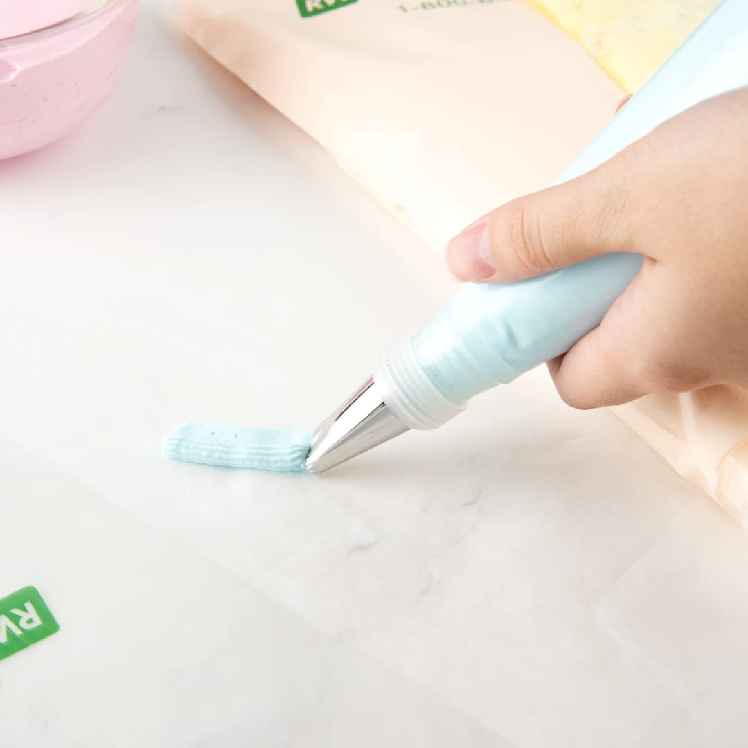 Restaurantware Pastry Tek Piping Tip 1 Reusable Ruffle Icing Tip - #88 Dent-Resistant Stainless Steel Pastry Tip Dishwasher-Safe