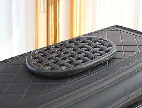 Minuteman International Cast Iron Oval Lattice Trivet Black