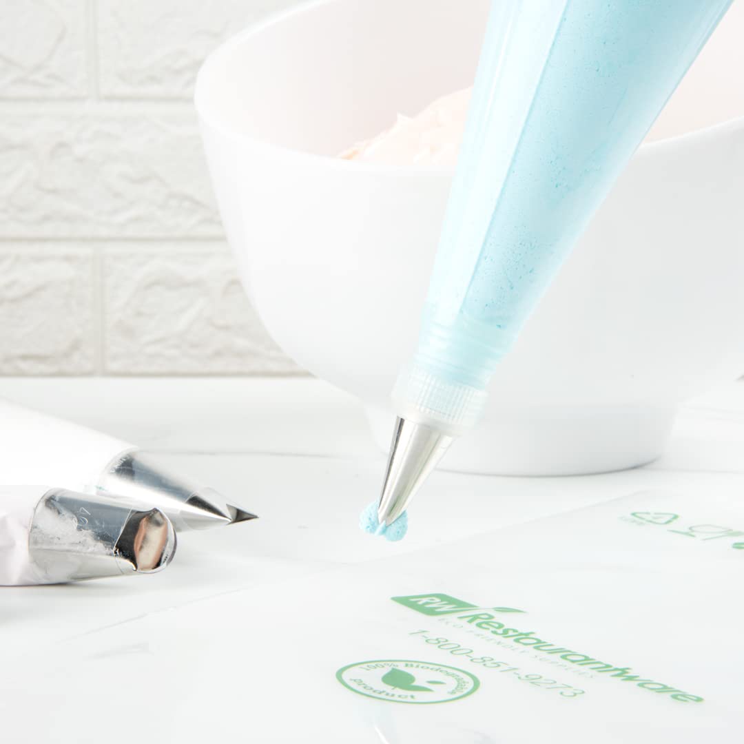 Restaurantware Pastry Tek Leaf Icing Tip 1 Reusable Piping Tip - #68 Dent-Resistant Stainless Steel Decorating Cake Tip Dishwash