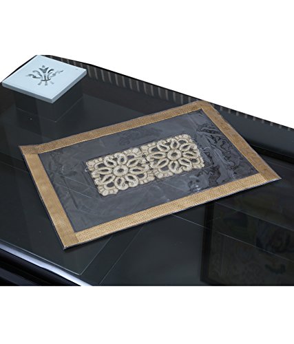 Kuber Industries Dining Table Place Mats Set Of 6 Pcs In Laminated Patch Design (Golden)