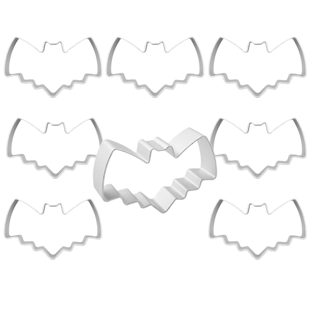 Saktopdeco 8 Counts Bat Metal Cookie Cutter Small Halloween Cookie Cutters Shapes Bat Decorative Cookie Cutters Set