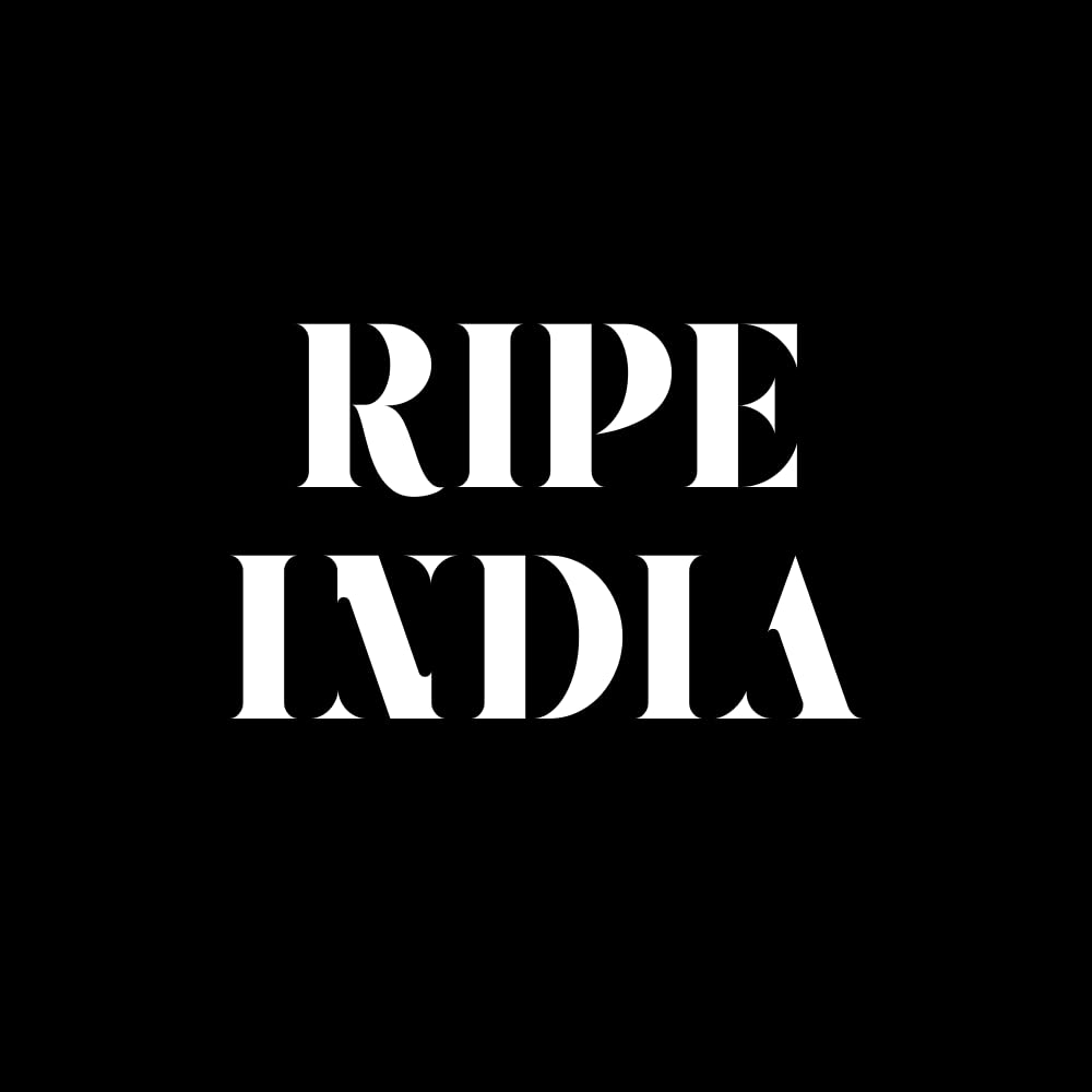 Ripe India Glass Feng Shui 3 Horse Evil Eye Wall and Car Hanging (Blue 5 Cm X 5 Cm X 18 Cm