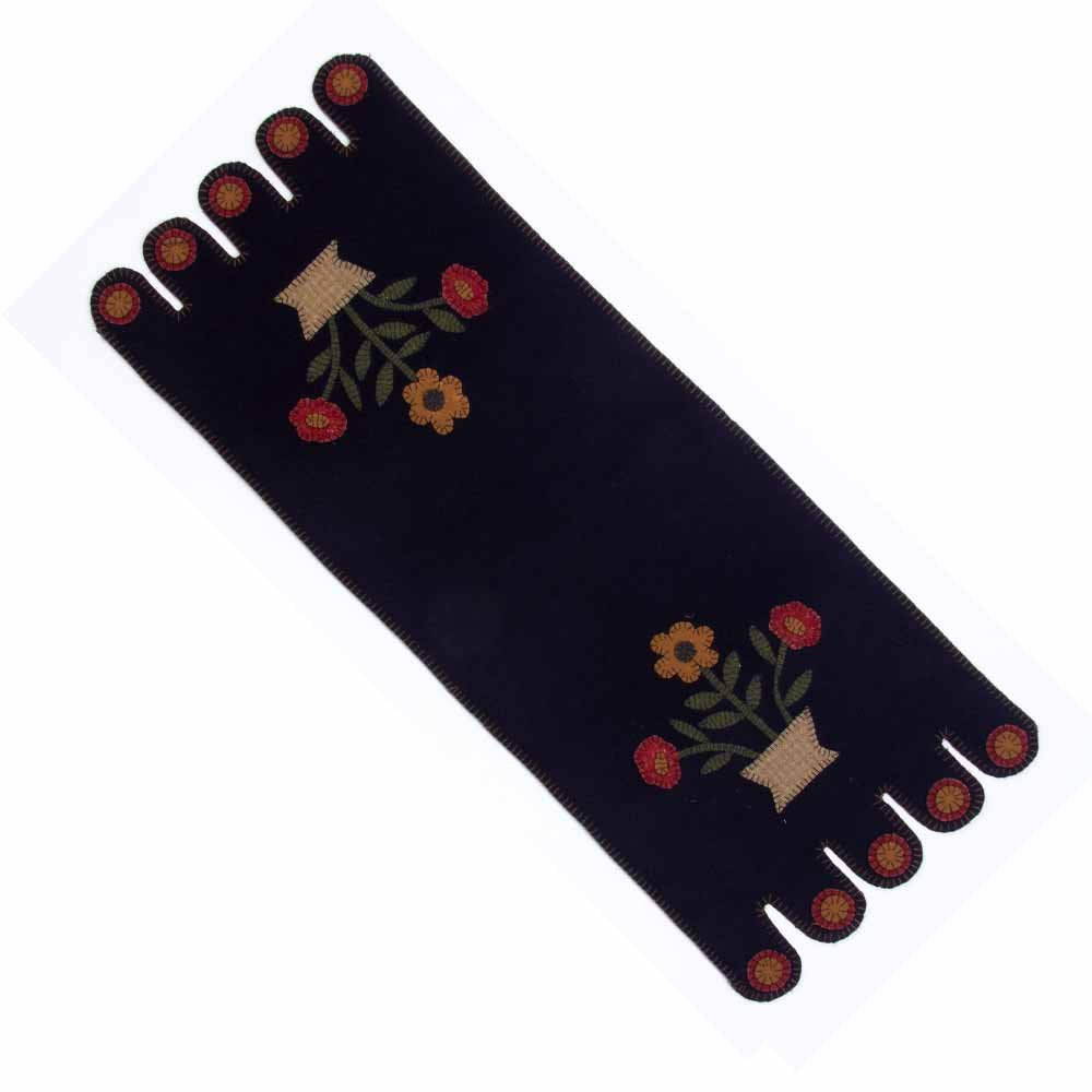 Home Collection By Raghu Black Table Runner, Blooms, X 18 (Trar0101)