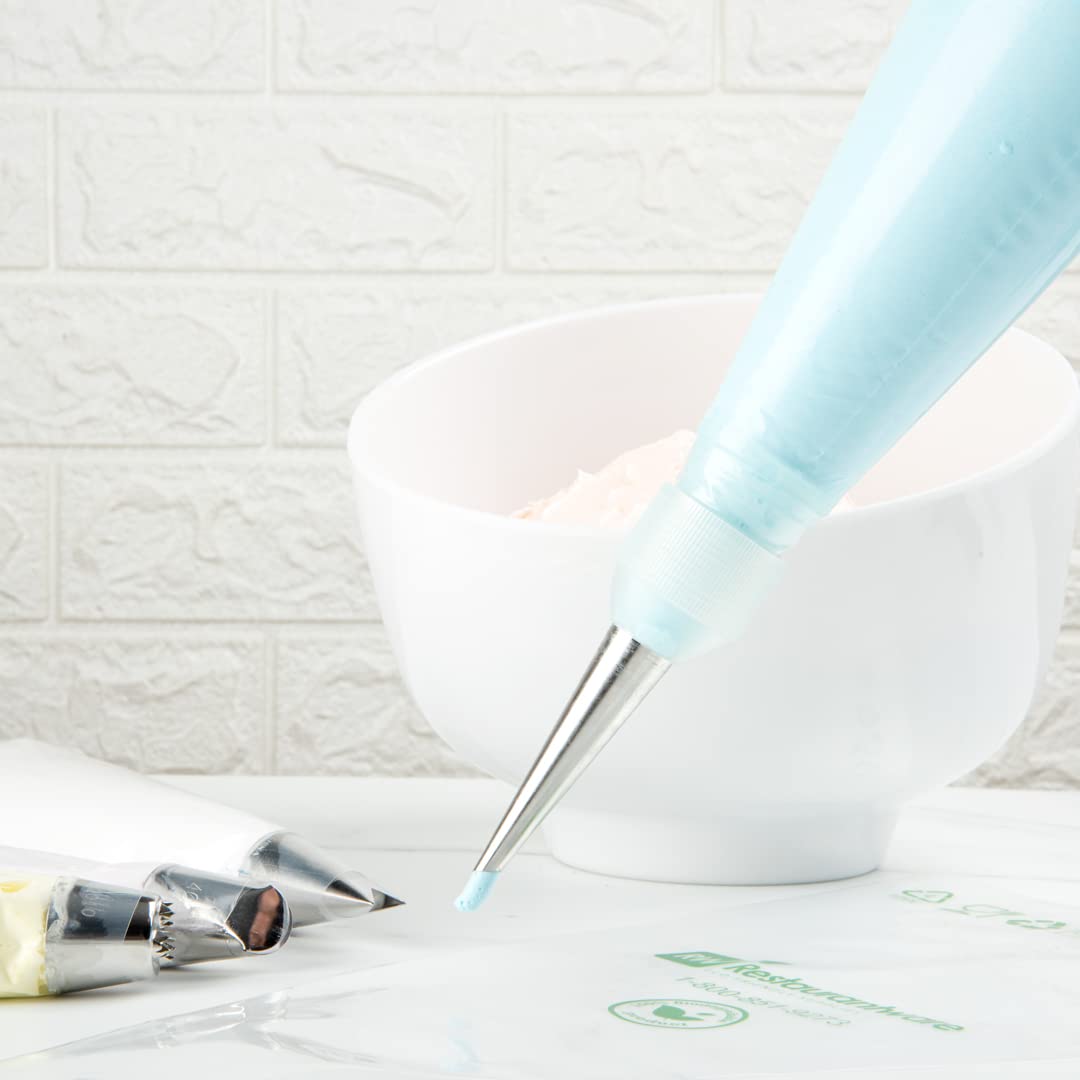 Restaurantware Pastry Tek Piping Tip 1 Multi Opening Pastry Tip - #233 Reusable Stainless Steel Icing Tip Dent-Resistant Decorat