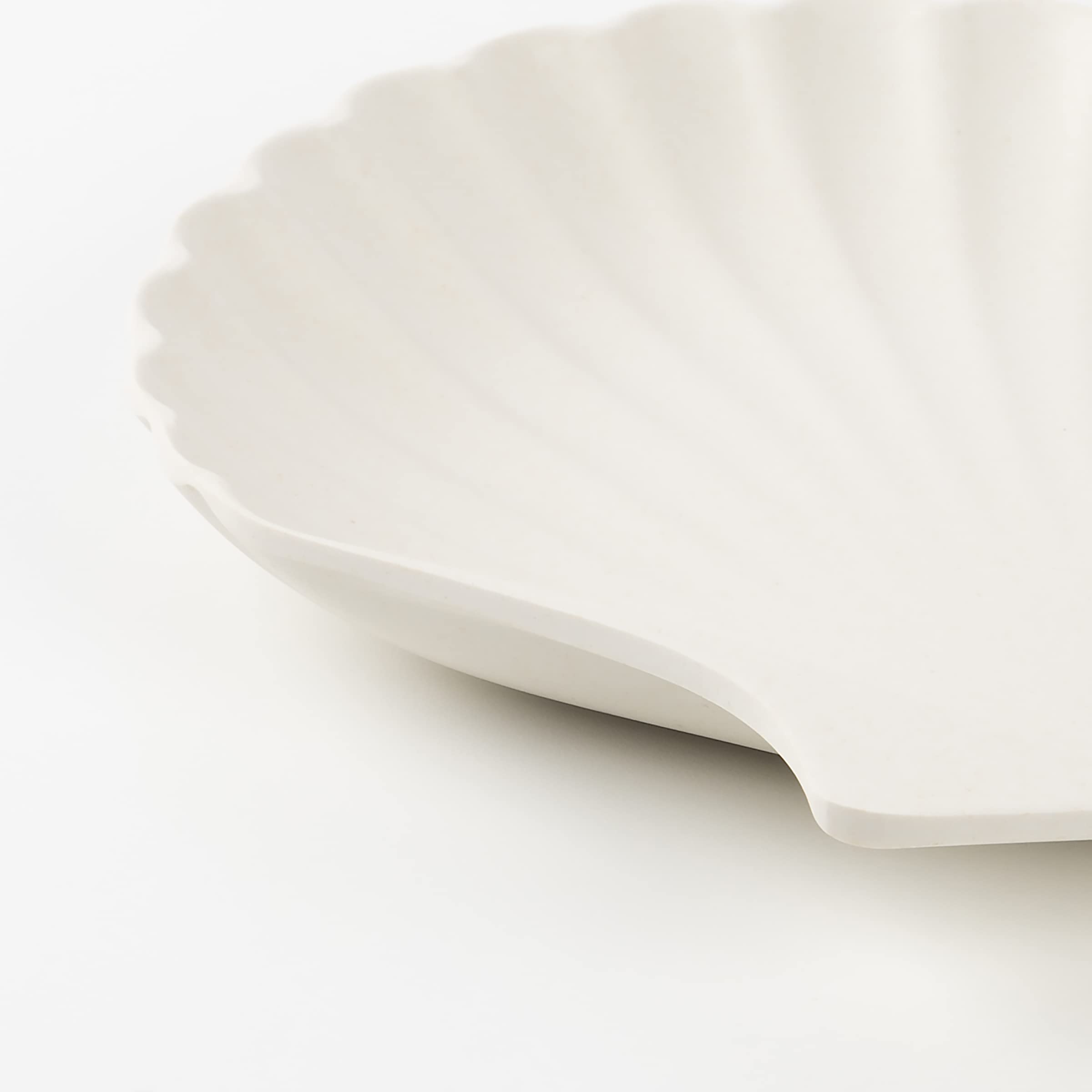 Meri Meri Natural Reusable Bamboo Shell Plates (Pack Of 6)