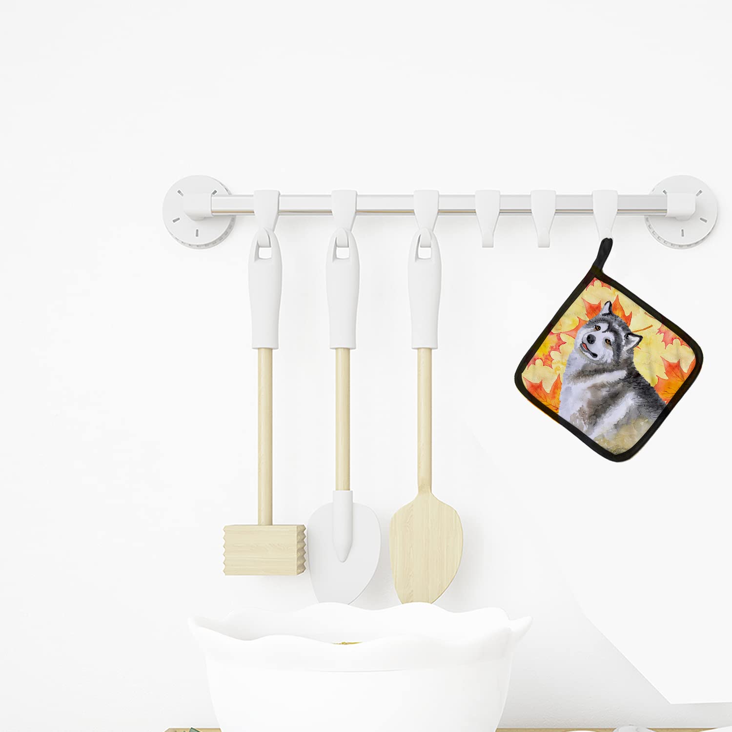 Caroline'S Treasures Bb9899Pthd Alaskan Malamute Fall Pair Of Pot Holders, Yellow Kitchen Heat Resistant Pot Holders Sets Oven H