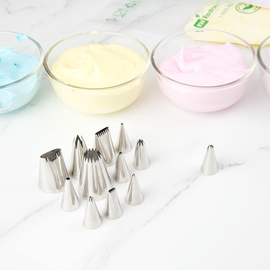 Restaurantware Pastry Tek Leaf Icing Tip 1 Reusable Piping Tip - #68 Dent-Resistant Stainless Steel Decorating Cake Tip Dishwash