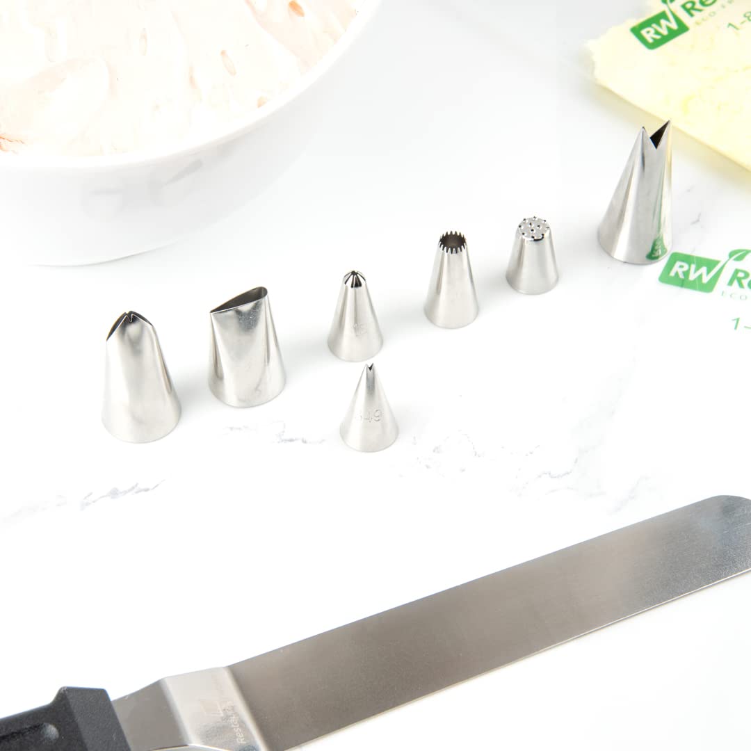Restaurantware Pastry Tek Leaf Icing Tip 1 Reusable Piping Tip - #349 Dent-Resistant Stainless Steel Decorating Cake Tip Dishwas