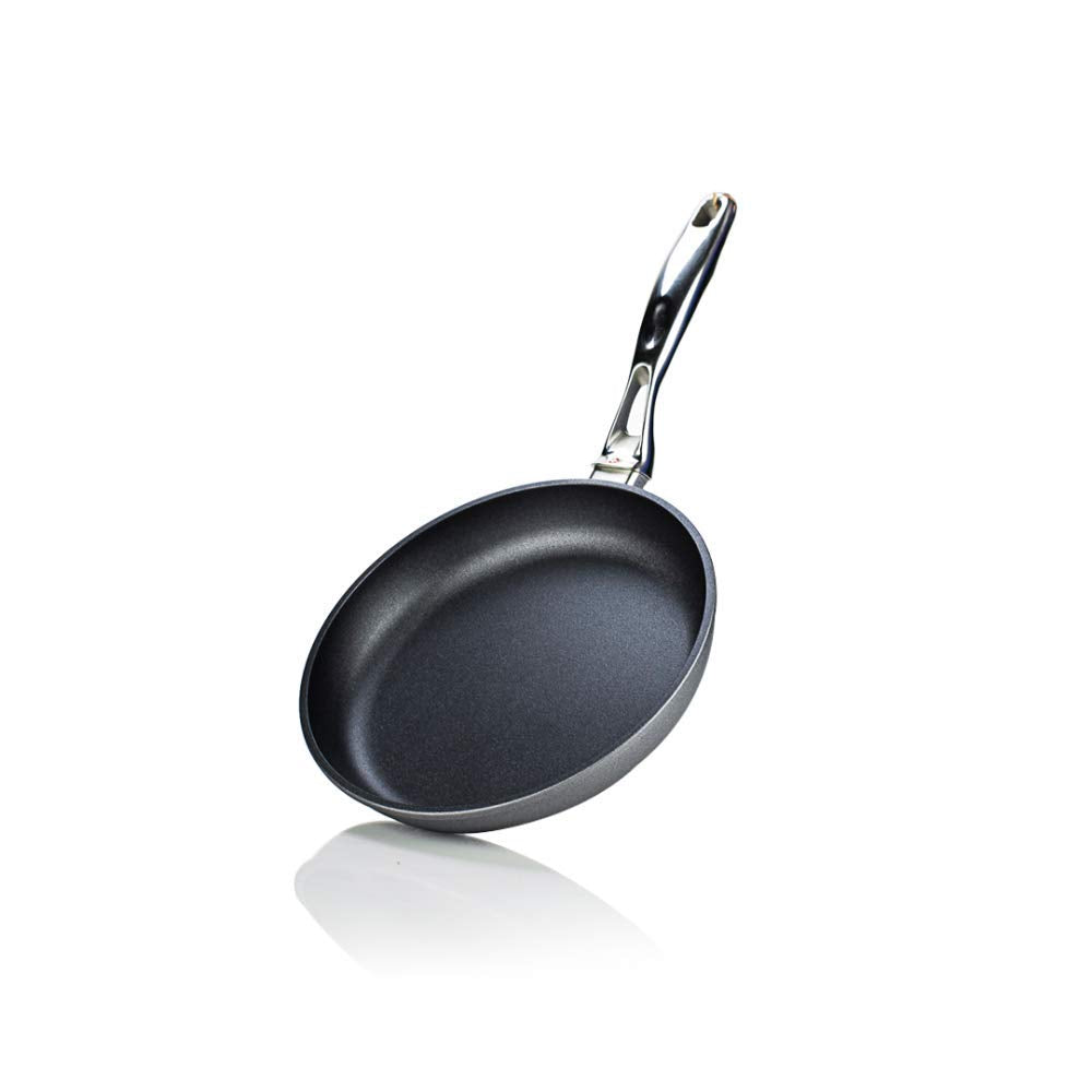 Swiss Diamond 9.5 Inch Frying Pan  Nonstick Aluminum Pan with Stainless Steel Handle, Oven Safe