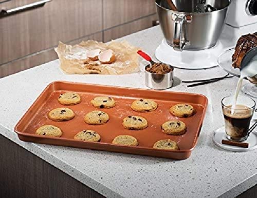 Volar Set of 2 Copper Nonstick Baking Pans, 11" x 16" Cookie Sheets