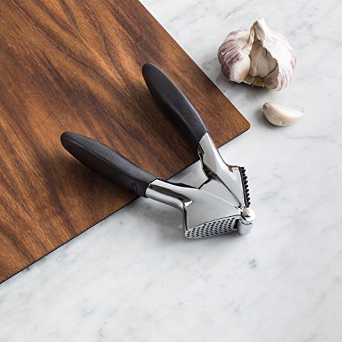 Trudeau Maison Garlic Press - Black
