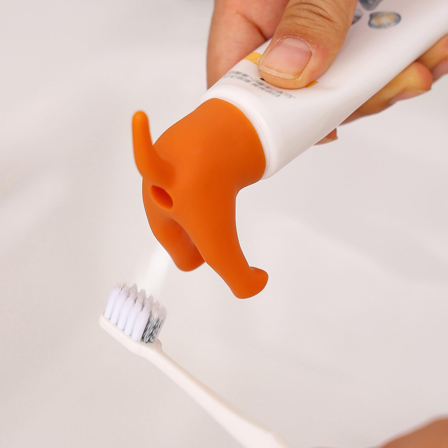 LenCiDinini Pooping Dog Butt Toothpaste Topper - Silicone Dog Toothpaste Dispenser, Yellow, Model 001DG, Gag Gift Squeezer