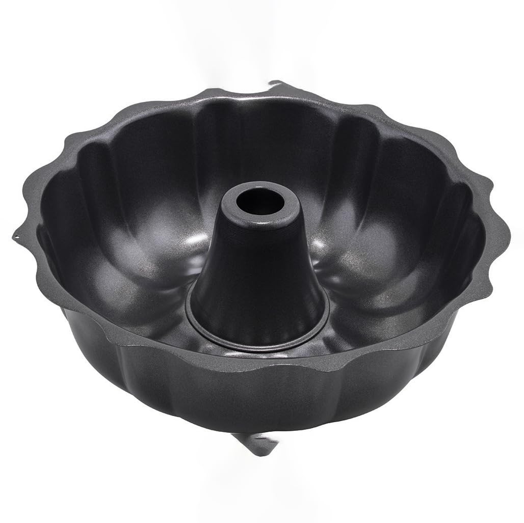 Winco 10 Non-stick Aluminized Carbon Steel Fluted Cake Pan