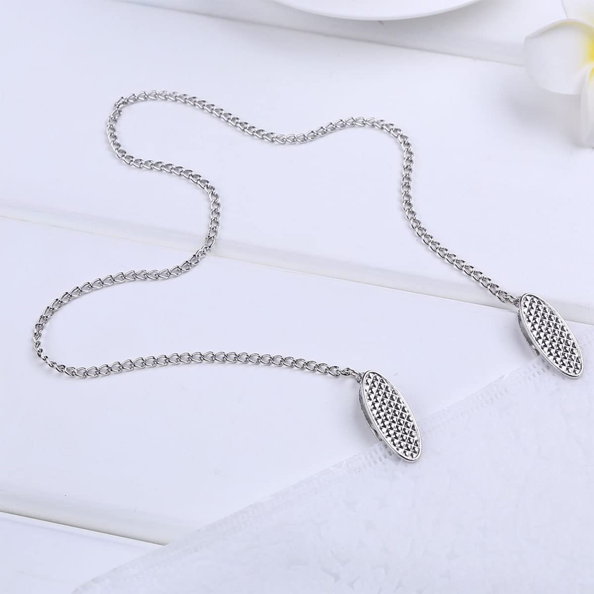 Zyamy 2Pcs Bib Holder Clips With Flexible Adjustable Chains Dental Bib Clip Metal Napkin Clip Chain, Allowing You To Safely Plac