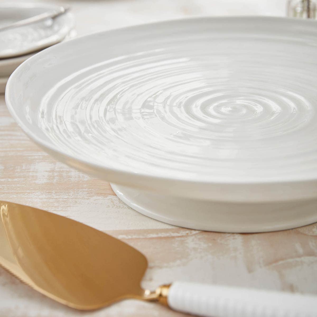 Portmeirion Sophie Conran White Large Footed Cake Stand | 12 Inch Round Cupcake Stand | Dessert Display Stand For Weddings And P