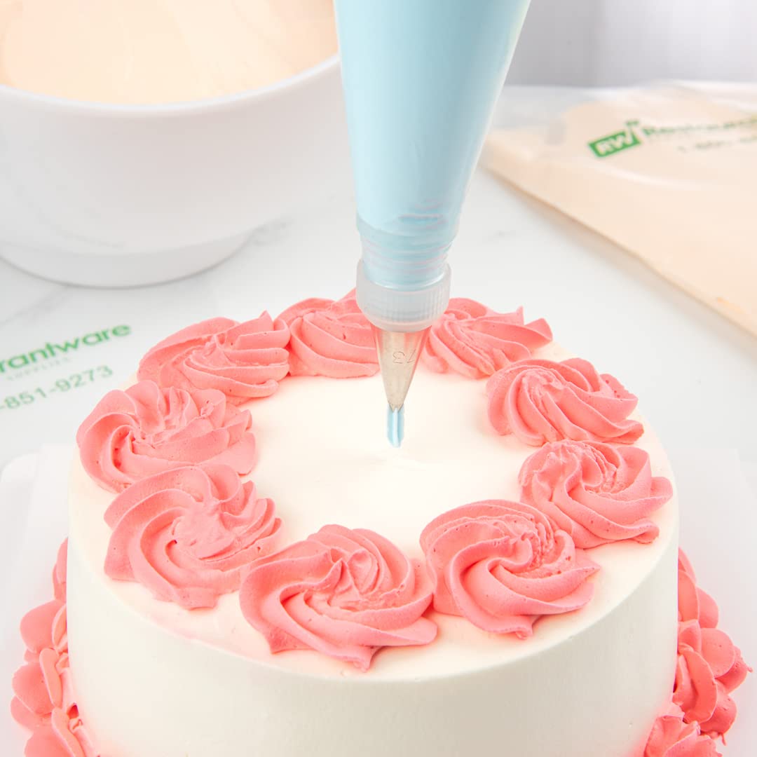 Restaurantware Pastry Tek Leaf Icing Tip 1 Reusable Piping Tip - #74 Dent-Resistant Stainless Steel Decorating Cake Tip Dishwash