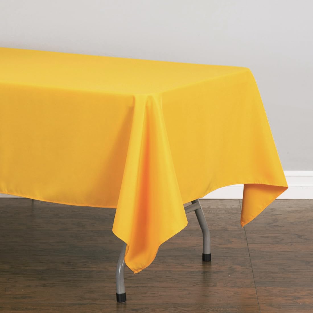 Ltc Linens 5 Pack Rectangle Tablecloths Gold 60 X 126 Inch For 8 Ft Rectangular Banquet Tables With Half-Drop - Stain And Wrinkl