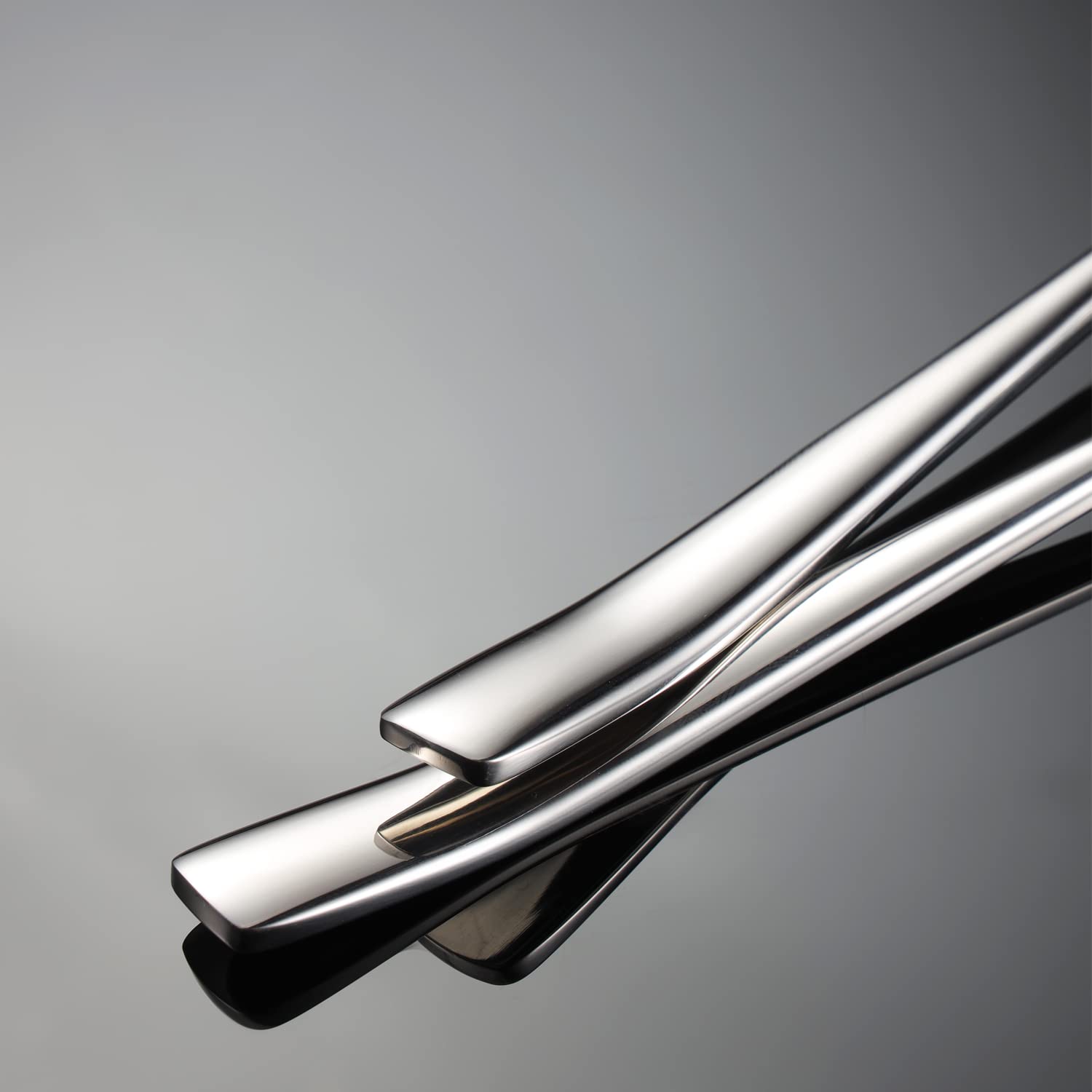 Wenkoni Small Soup Ladle,Gravy Ladle,18/10 Stainless Steel 7.7 Inch Round Gravy Spoon Ladle (2 Pack,Silver).