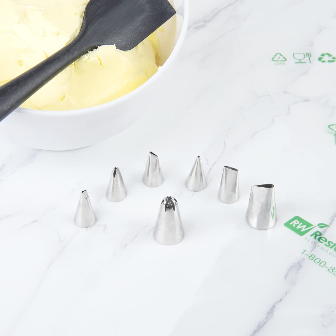 Restaurantware Pastry Tek Piping Tip 1 Reusable Drop Flower Icing Tip - #2D Dent-Resistant Stainless Steel Pastry Tip Dishwasher