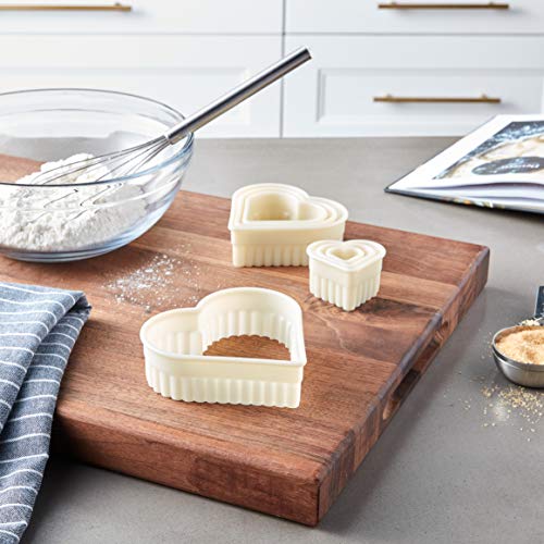 Mercer Culinary 7-Piece Heart Fluted Nylon Cutter Set