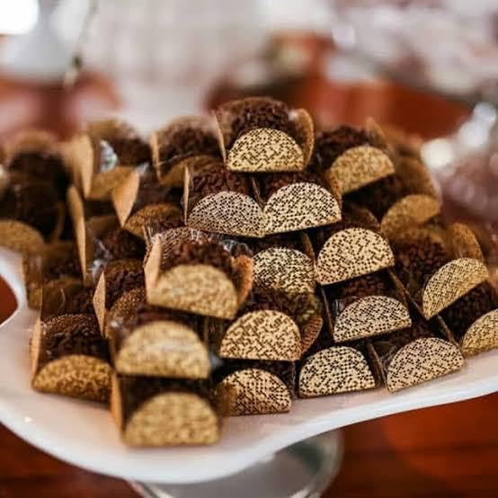 Truffilio Handmade Fabric Truffle Cups | Truffle Liners | Truffle Wrappers | Fominhas | Candy Cups For Chocolate | Forminhas De