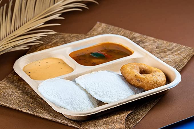 Sanwalsa 3 Compartment, Eco-Friendly Disposable Bagasse Plates, Pack Of 25 - Off White