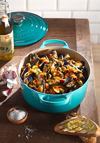 Le Creuset Enameled Cast Iron Signature Oval Dutch Oven, 6.75 Qt., Caribbean
