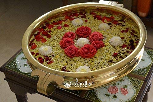 AN Brass World ANBW Handicraft Brass Decorative Urli for Flowers and Candles Traditional Floating Pot Handicraft Home Decor Cent