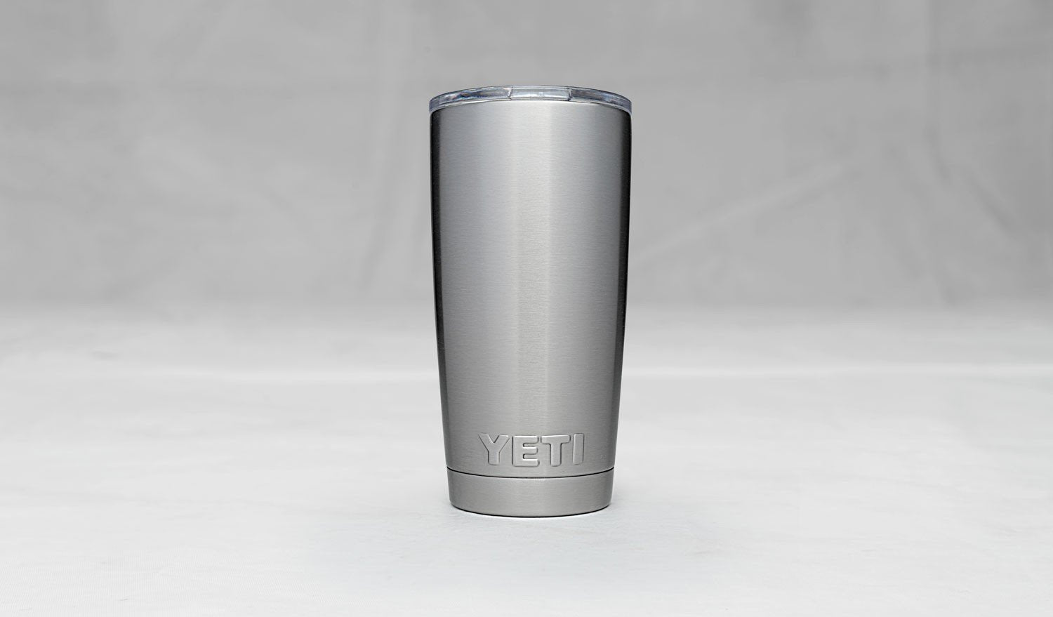 YETI Rambler 20 oz Tumbler - Stainless Steel, Vacuum Insulated, Includes Lid, Model 43410