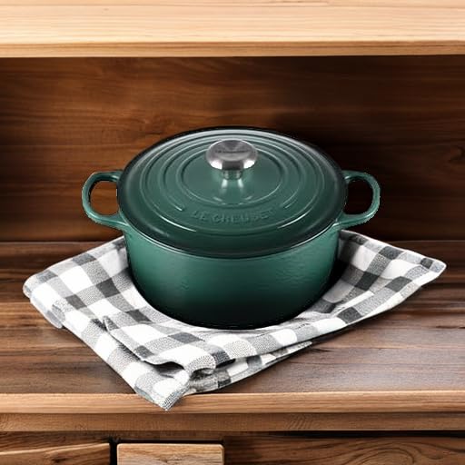 Le Creuset Enameled Cast Iron Signature Round Dutch Oven, 4.5 Qt., Artichaut