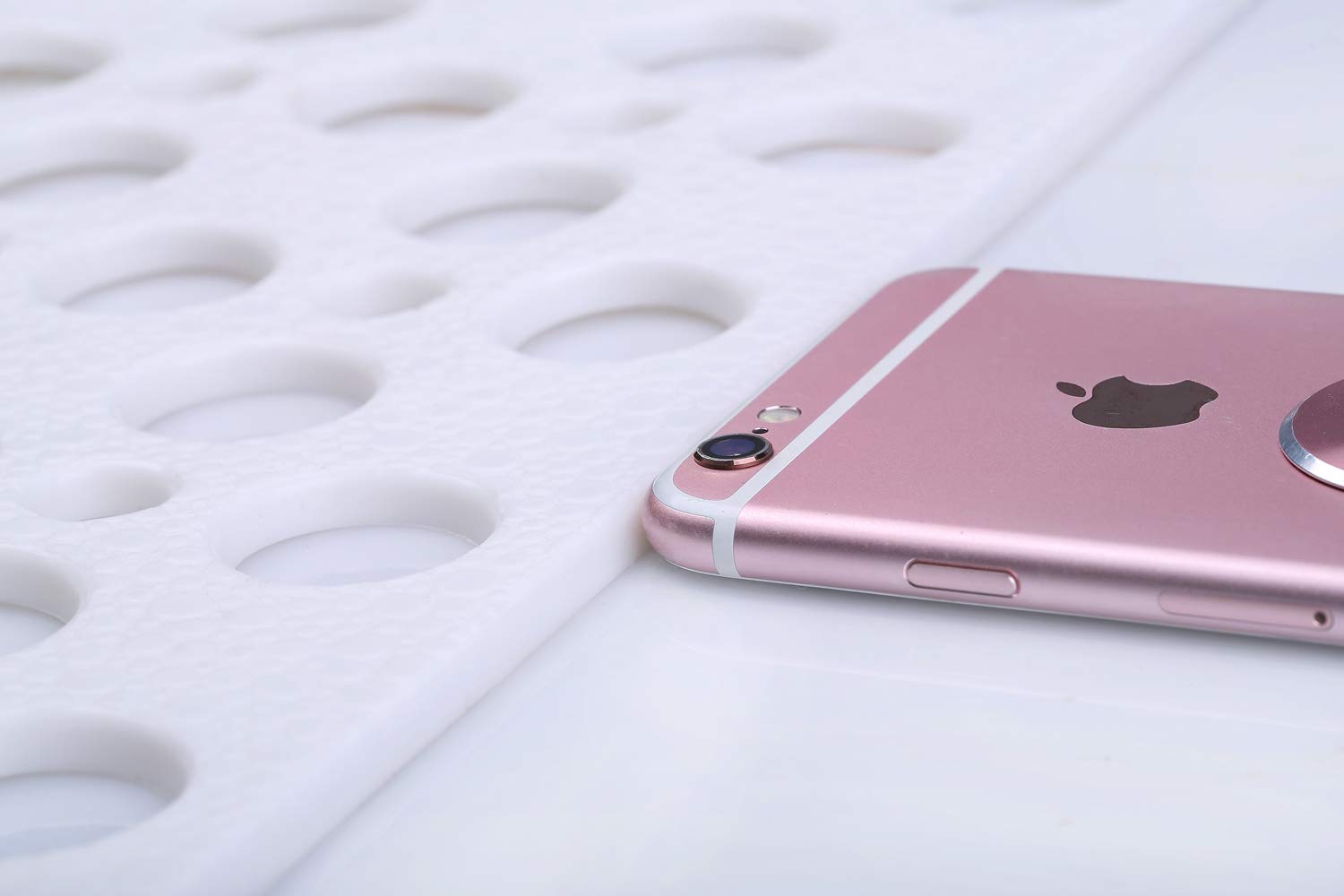 Mantto Nonslip Bath Tub Shower Mat with Suction Cups  Extra Soft TPE Bath Mat for Kids  Bathtub Bathroom Mats  Machine Washable  Smooth/Non-Textured Tubs Only  30L x 17W Inch(White)