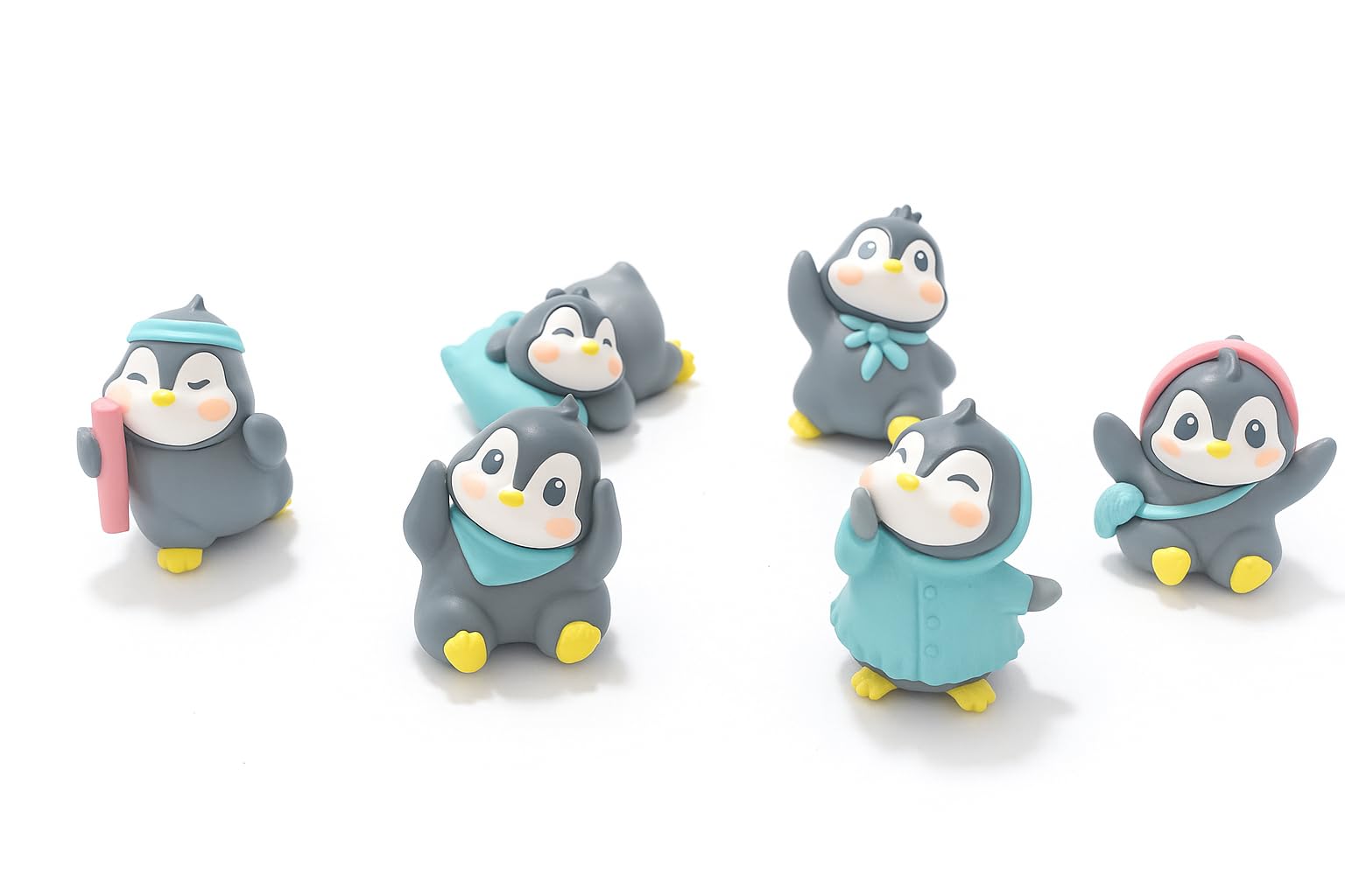 Cute Penguin Mini Figurines Set For Home Decor | Resin Cartoon Penguin Showpieces For Desk Table Shelf Decoration | Adorable Gif