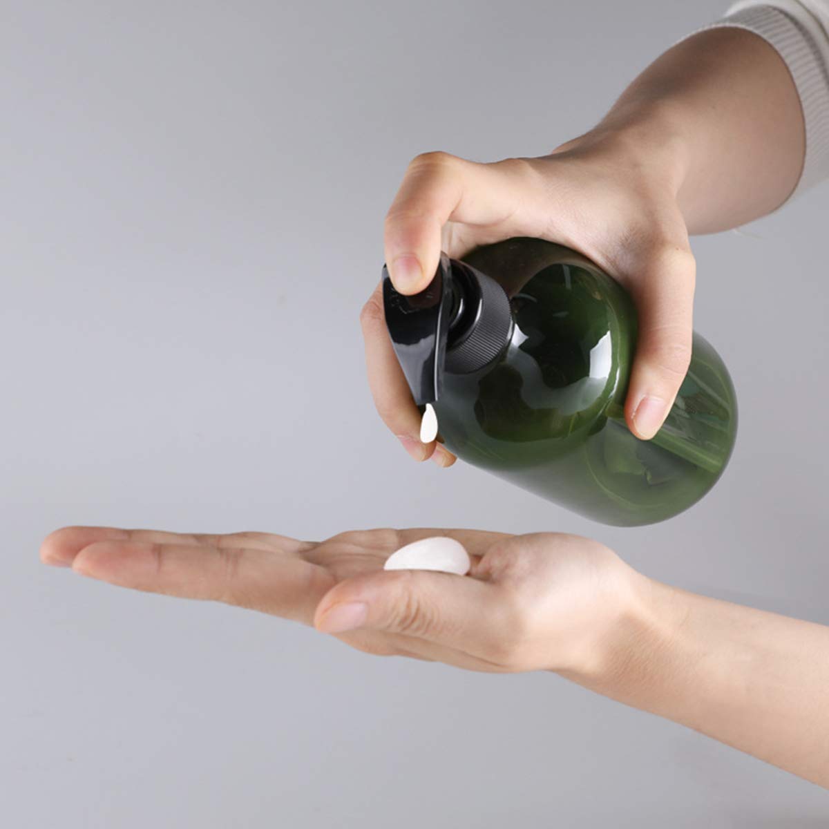 Mochiglory 500Ml Large Capacity Empty Lotion Pump Bottles, Plastic Brown/Green Soap Lotion Pumps Dispensers Bottle 4-Pack(Green-