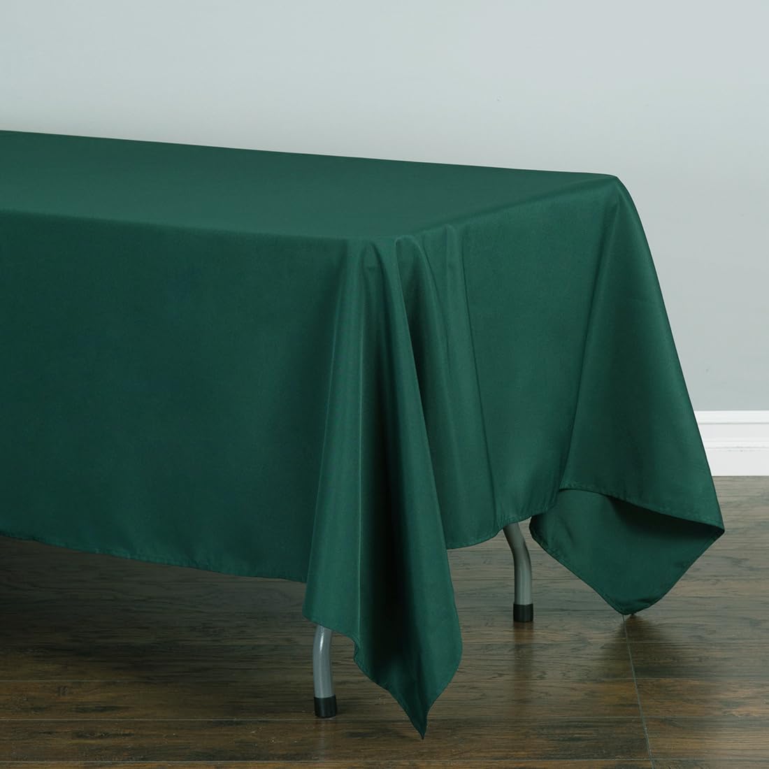Ltc Linens 10 Pack Hunter Green Rectangular Tablecloths 70 X 120 Inch For 6 Or 8Ft Rectangle Banquet Tables With Half-Drop - Sta