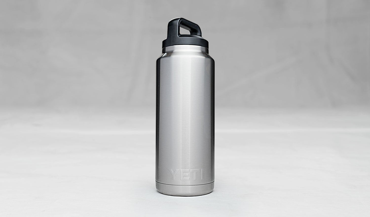 Yeti Rambler 36Oz Vacuum Insulated Stainless Steel Bottle With Cap