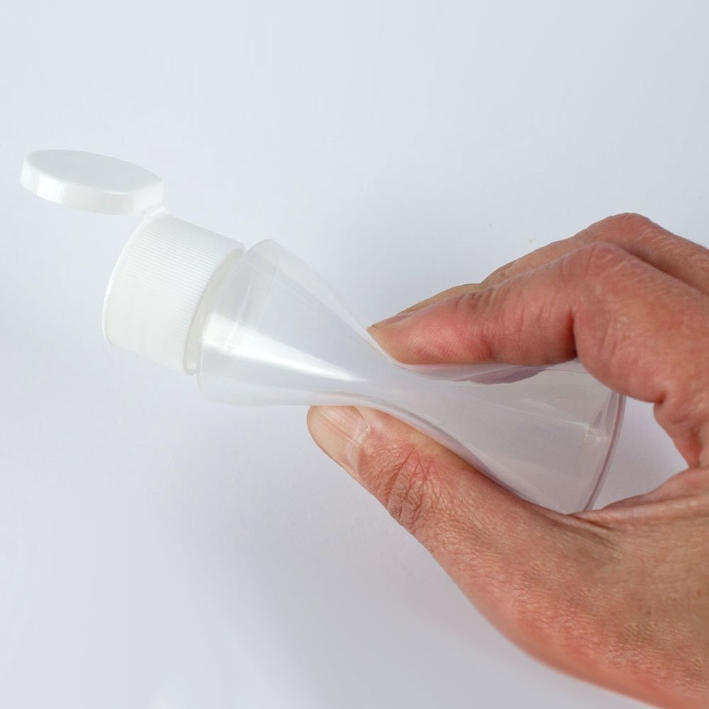 Chica And Jo 2Oz Clear Plastic Empty Squeeze Bottles With Flip Cap - Bpa-Free - Set Of 6 - Tsa Travel Size 2 Ounce Made In The U